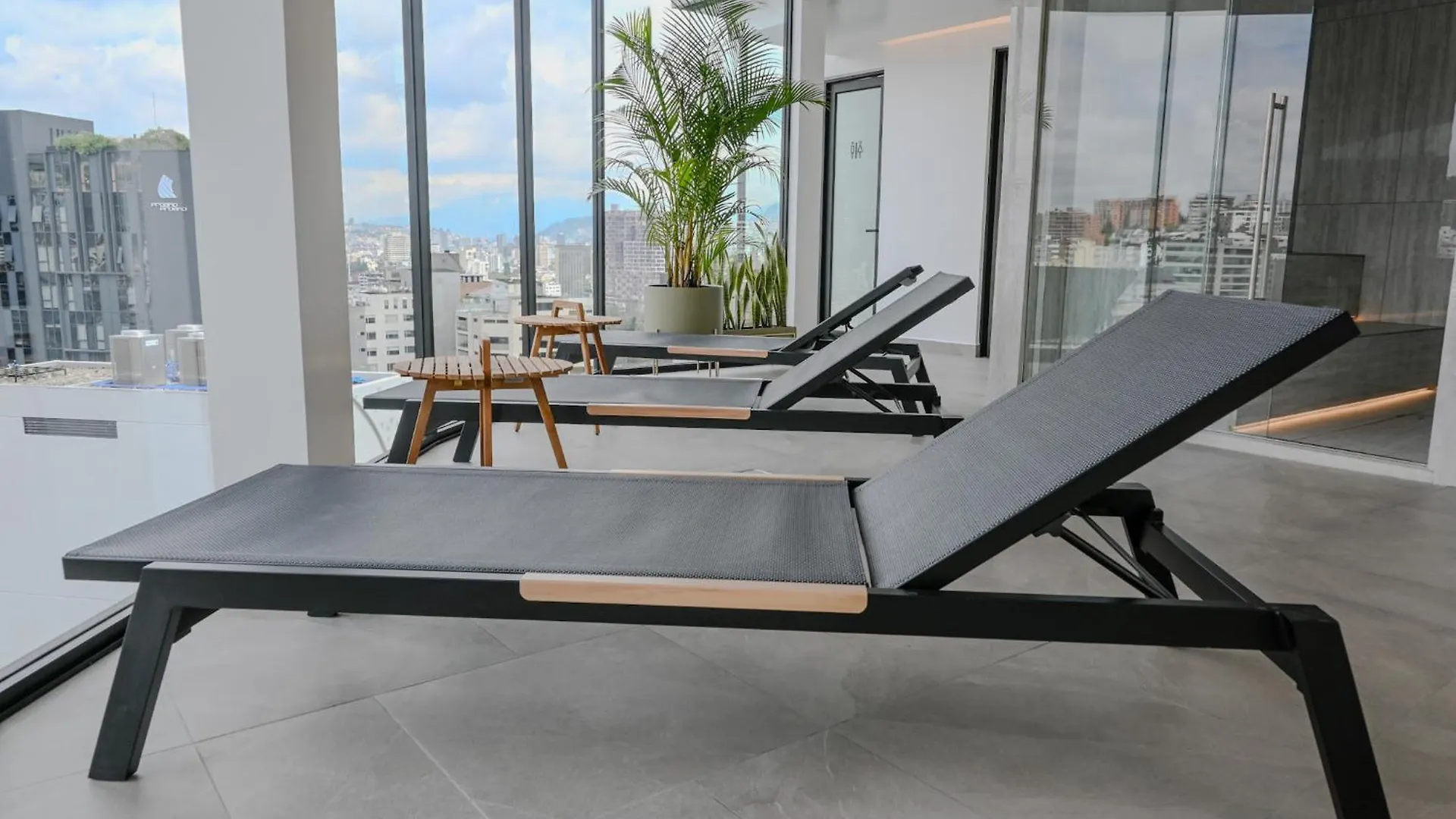 Studio En La Mejor Zona De Quito La Carolina 0*,  厄瓜多尔